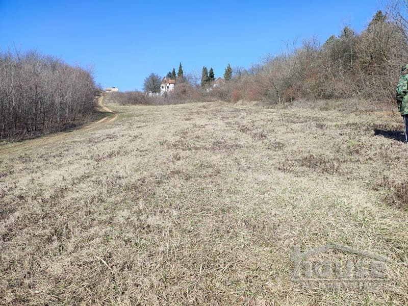 Plac Prodaja Novi Sad Plac Prodaja Novi Sad 2200 m2