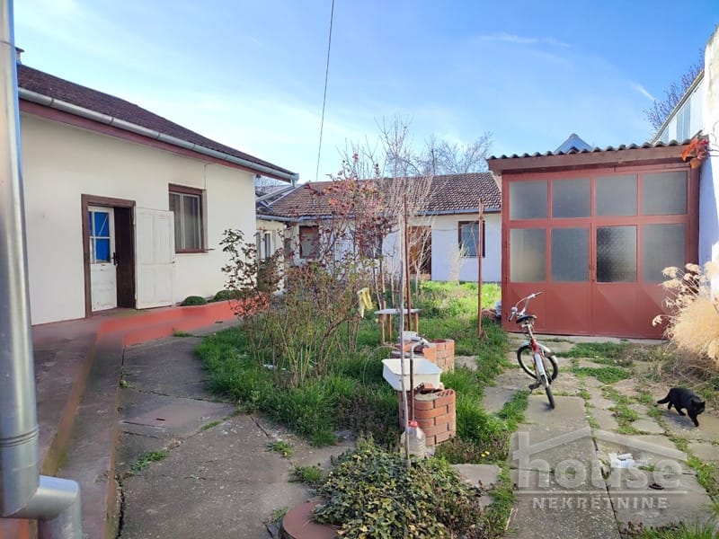 Kuća Prodaja Novi Sad Kuća Prodaja Novi Sad 244 m2