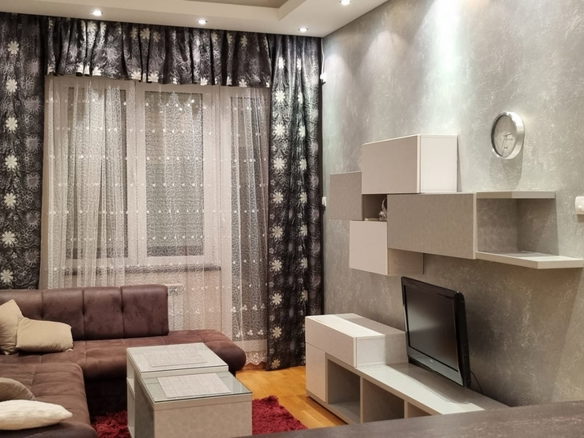 Stan Izdavanje Novi Sad  47 m2