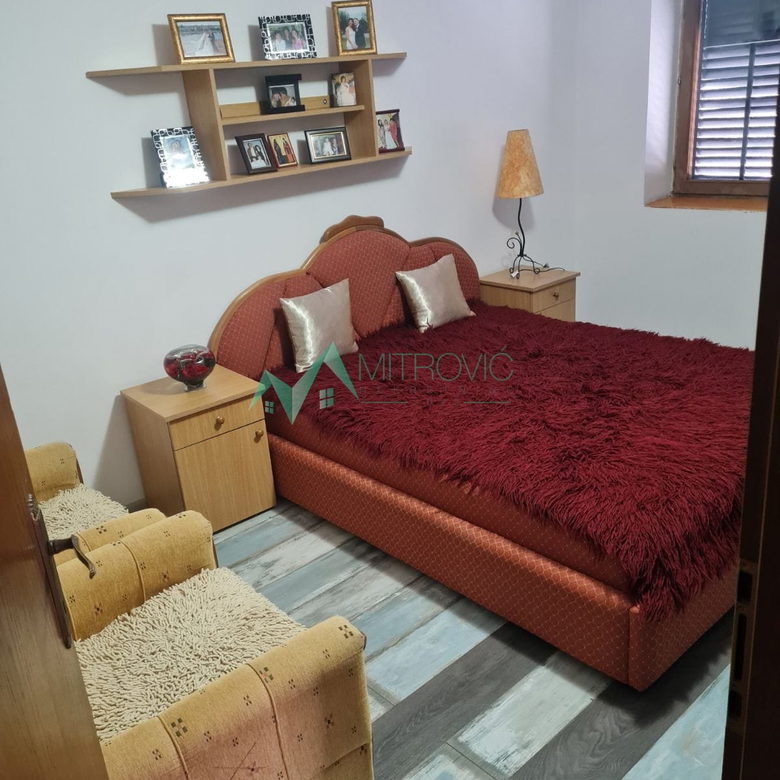 Kuća Prodaja Crvenka  260 m2