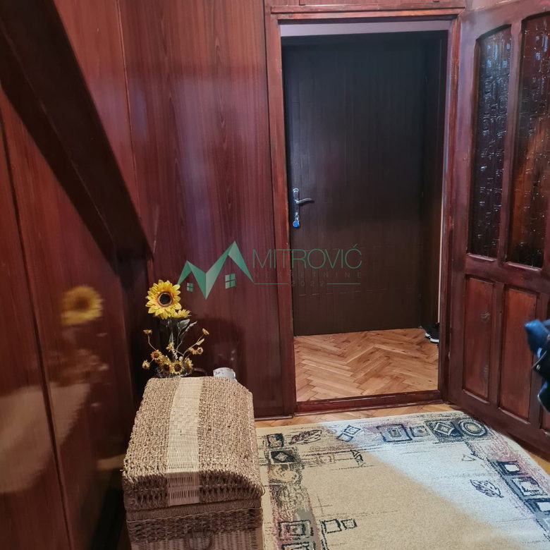 Kuća Prodaja Crvenka  260 m2