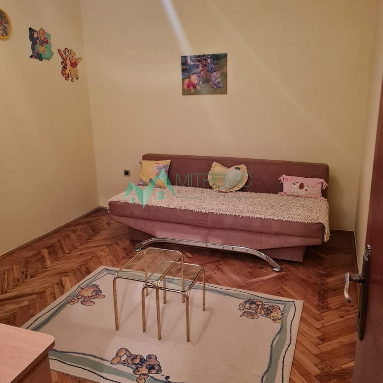 Kuća Prodaja Crvenka  260 m2