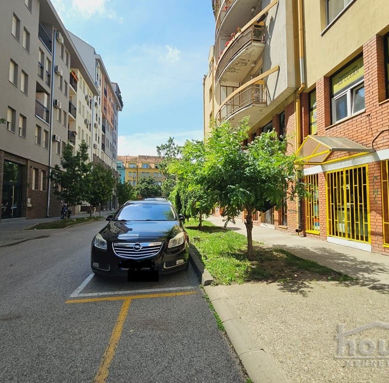 Garaža na prodaju, Centar, Novi Sad, 24m², 38.000 €