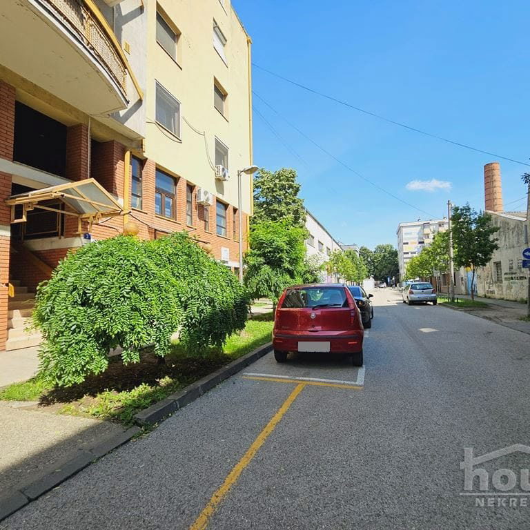 Garaža Prodaja Novi Sad  24 m2