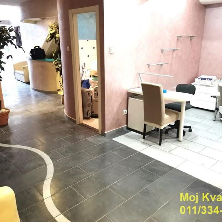 Lokal Izdavanje Beograd Lekino Brdo 230 m2