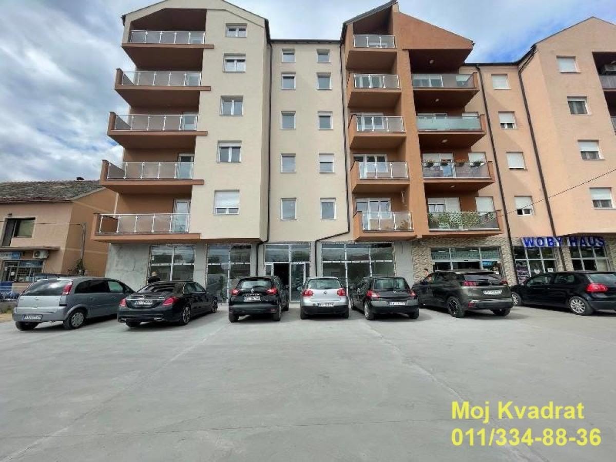 Lokal Izdavanje Stara Pazova  410 m2