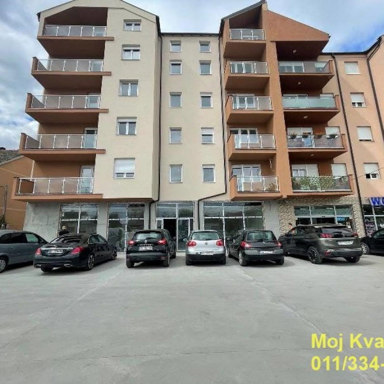 Lokal Izdavanje Stara Pazova  410 m2