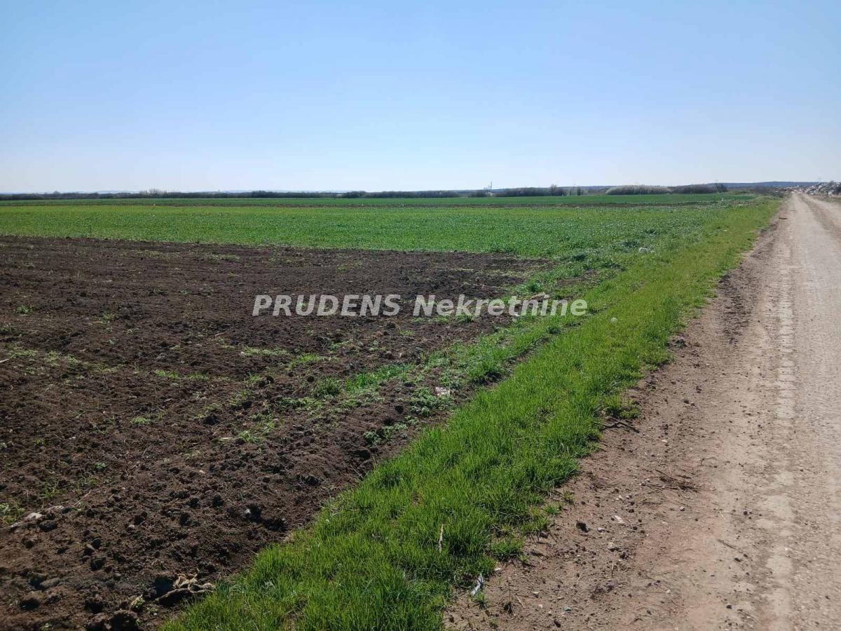 Plac Prodaja Beograd Plac Prodaja Beograd Petrovčić 0 m2