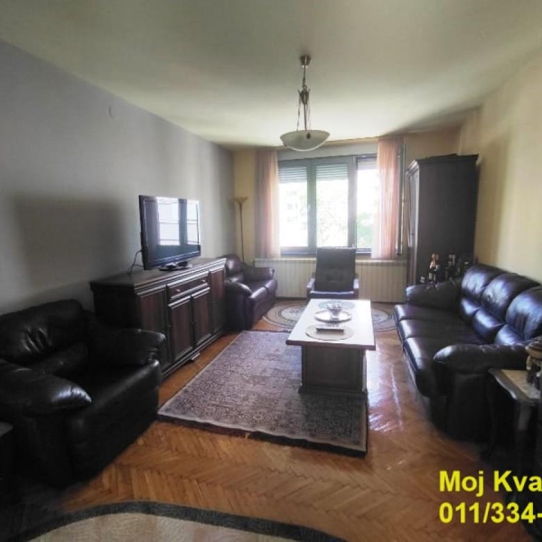Četvorosoban stan na prodaju, Gradska Bolnica, Beograd, 104m², 3. sprat, 348.000 €