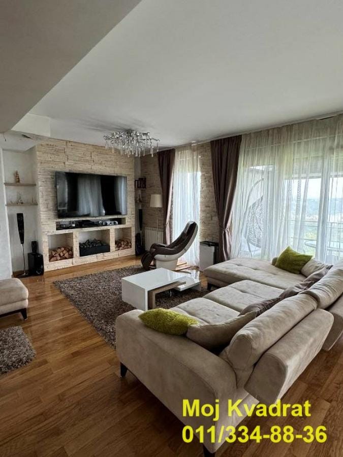 Stan Prodaja Beograd Skojevsko Naselje 270 m2