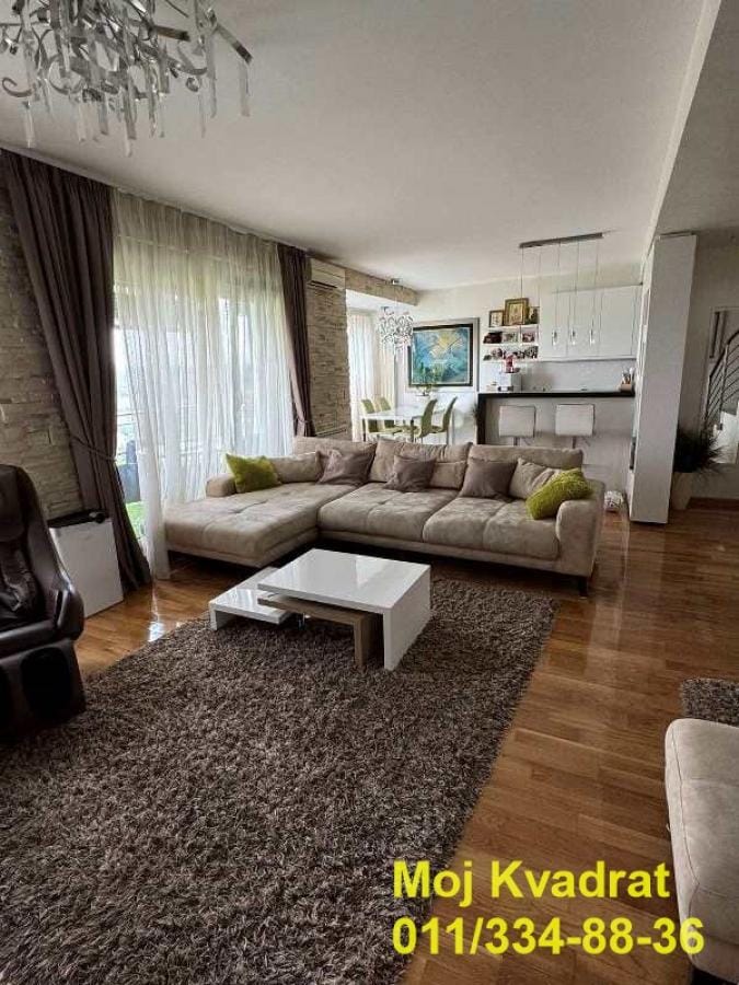 Stan Prodaja Beograd Skojevsko Naselje 270 m2