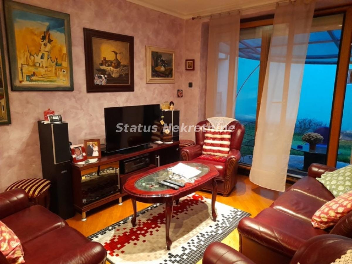 Stan Prodaja Novi Sad  54 m2
