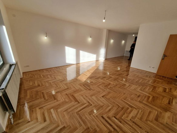 Stan Prodaja Novi Sad  129 m2