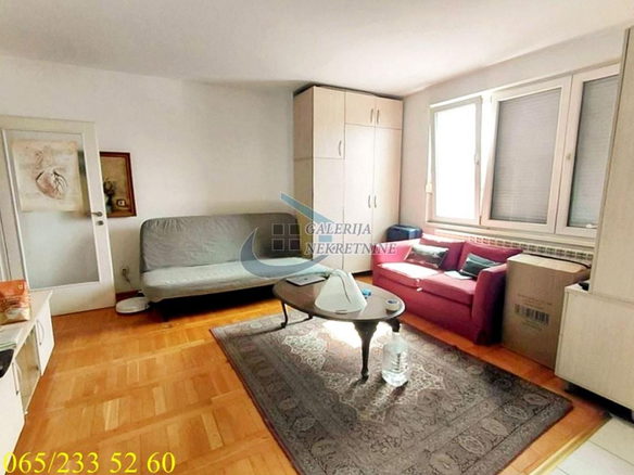 Stan Prodaja Beograd Dušanovac 33 m2