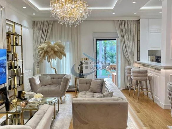 Stan Prodaja Beograd Dedinje 175 m2