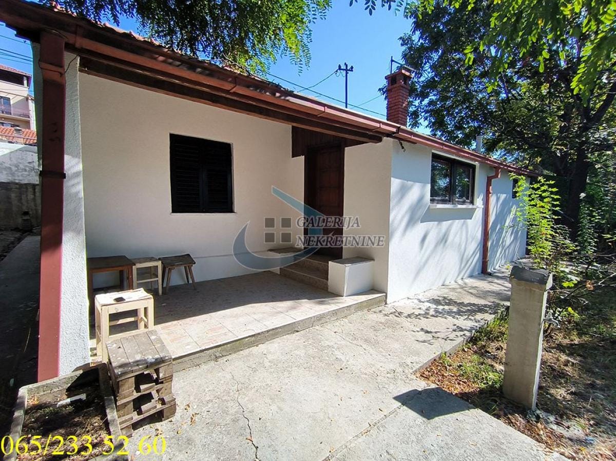 Kuća Prodaja Beograd Kuća Prodaja Beograd Mali Mokri Lug 59 m2
