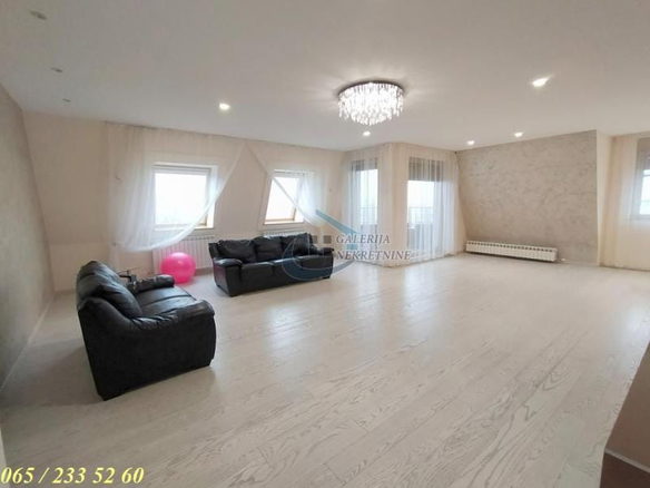 Stan Izdavanje Beograd Dedinje 369 m2