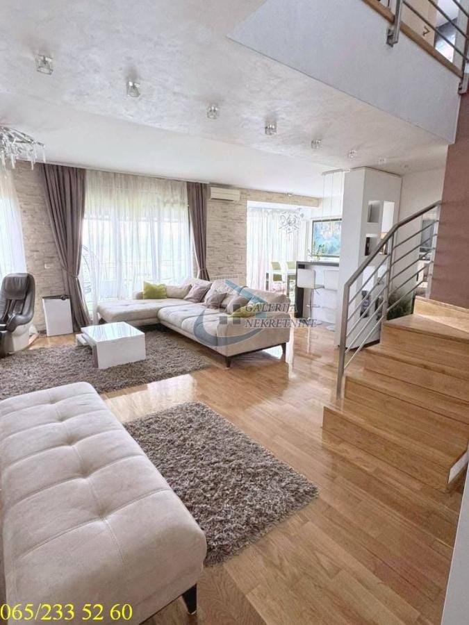 Stan Prodaja Beograd Skojevsko Naselje 270 m2