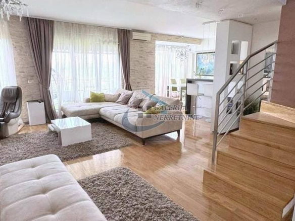 Stan Prodaja Beograd Skojevsko Naselje 270 m2