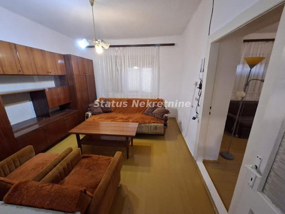 Kuća Prodaja Mali Iđoš  257 m2