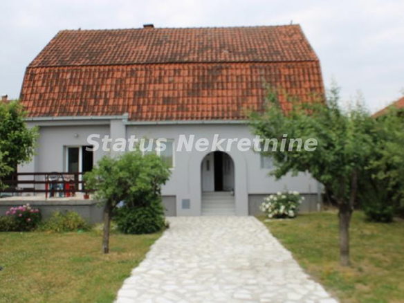 Kuća Prodaja Novi Sad  242 m2