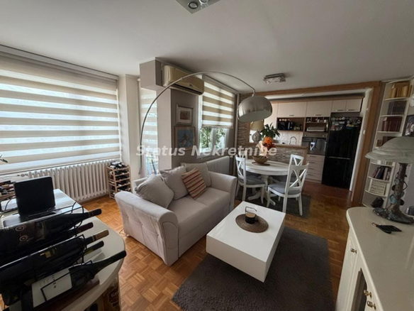 Stan Prodaja Novi Sad  76 m2