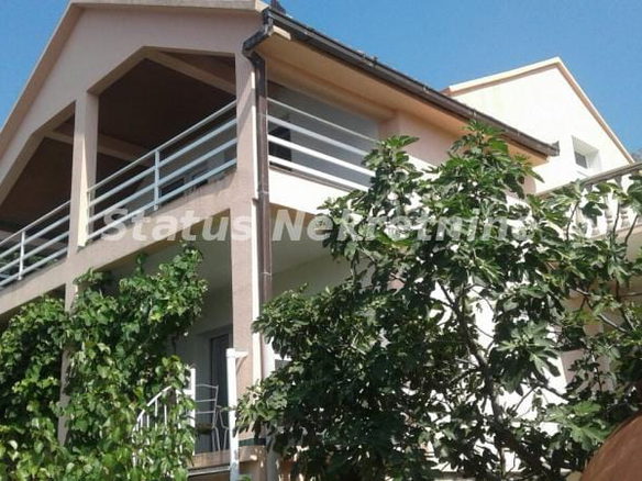 Kuća Prodaja Bar  190 m2