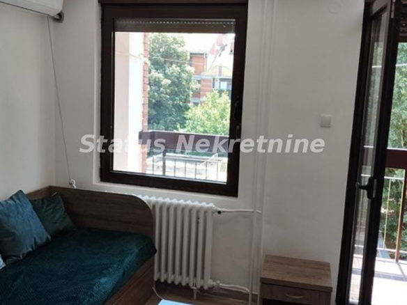 Stan Izdavanje Novi Sad  34 m2