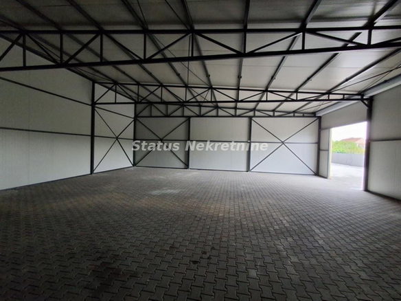 Lokal Izdavanje Novi Sad  660 m2
