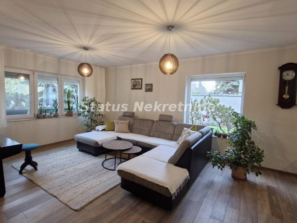 Kuća Prodaja Novi Sad  310 m2