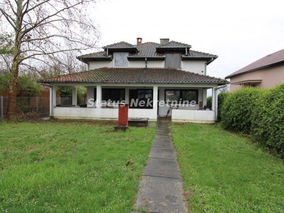 Kuća Prodaja Novi Sad  330 m2