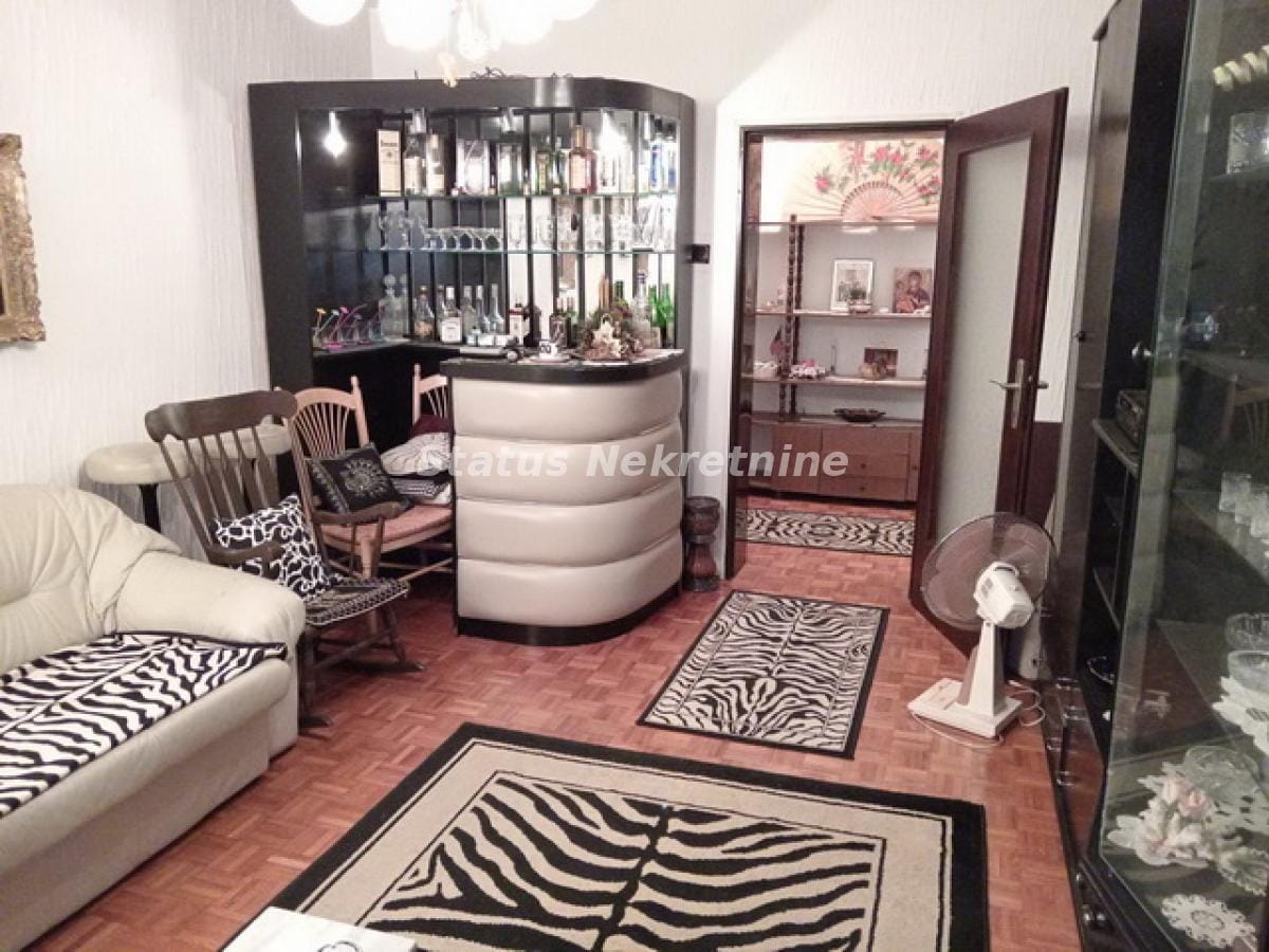 Stan Prodaja Novi Sad  64 m2