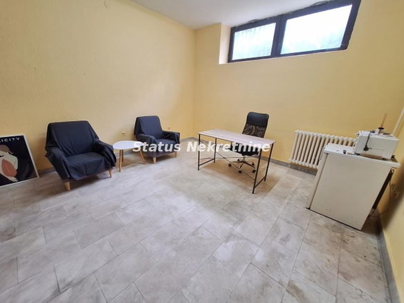 Lokal Izdavanje Novi Sad  19 m2