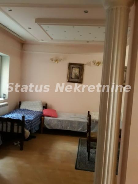 Kuća Prodaja Novi Sad Kuća Prodaja Novi Sad 330 m2