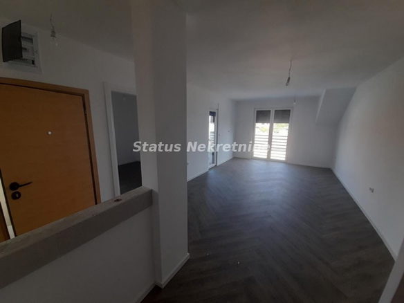 Stan Prodaja Novi Sad  80 m2