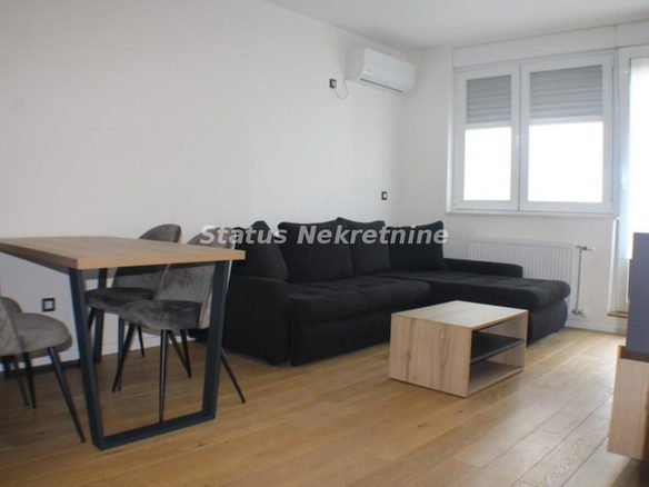 Stan Izdavanje Novi Sad  41 m2