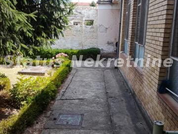 Kuća Prodaja Bačka Palanka  200 m2