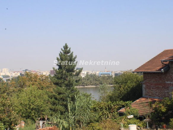 Kuća Prodaja Novi Sad  104 m2