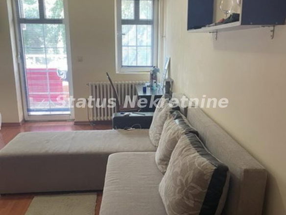Stan Izdavanje Novi Sad  30 m2