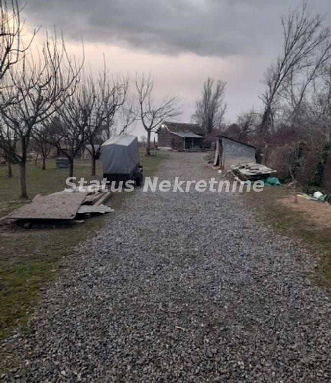 Plac na prodaju, Futog, Novi Sad, 33 ari, 190.000 €
