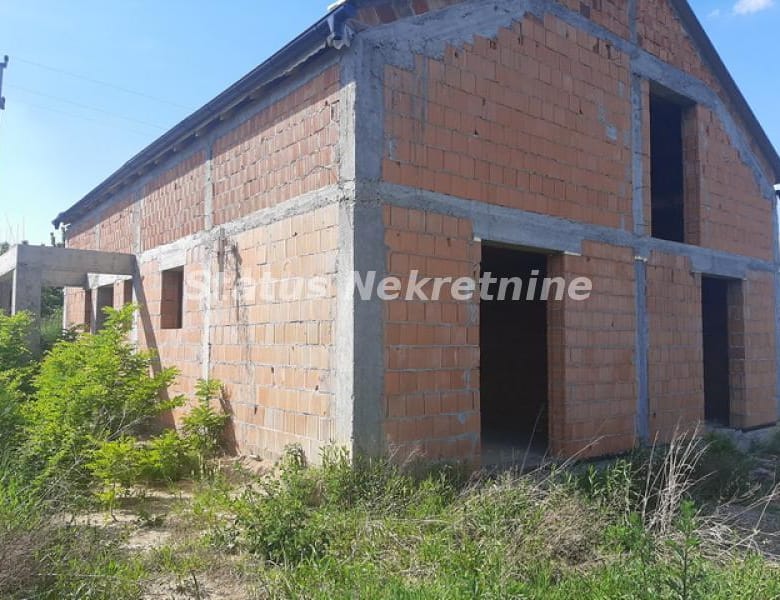 Kuća na prodaju, Ledinci, Novi Sad, 300m², 220.000 €