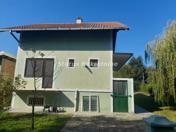 Kuća Prodaja Beočin  246 m2