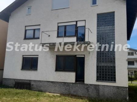 Kuća Prodaja Novi Sad  250 m2