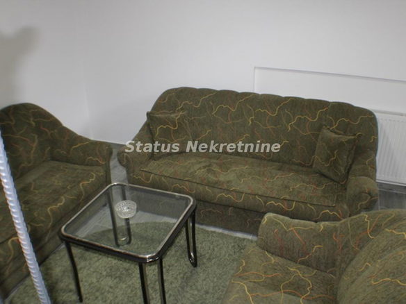 Stan Izdavanje Novi Sad  48 m2
