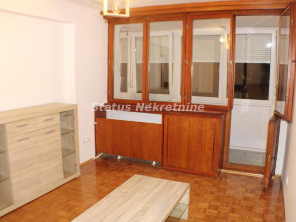 Stan Izdavanje Novi Sad  70 m2