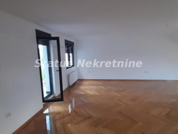 Stan Prodaja Novi Sad  126 m2