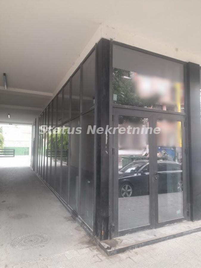 Lokal Izdavanje Novi Sad  57 m2