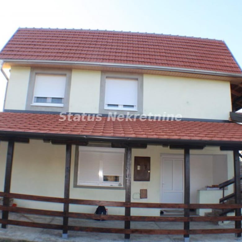 Kuća na prodaju, Inđija, 79m², 77.250 €