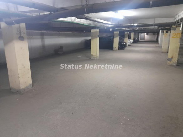 Garaža Izdavanje Novi Sad  16 m2
