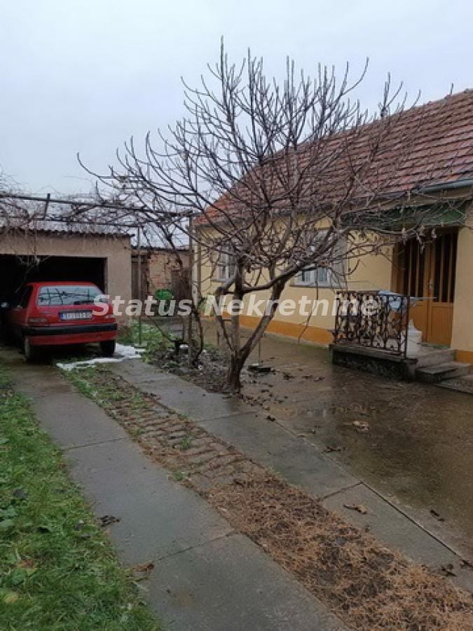 Kuća Prodaja Šid  122 m2